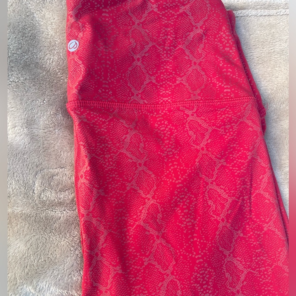CRZ red Snake Print Leggings size M 8/10 - Picture 6 of 10